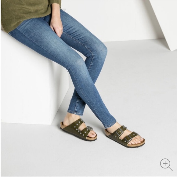 🔥RARE Birkenstock Arizona Stud Rivet Sandal 38 Olive Khaki Green PunkRock Unisex - Picture 2 of 12